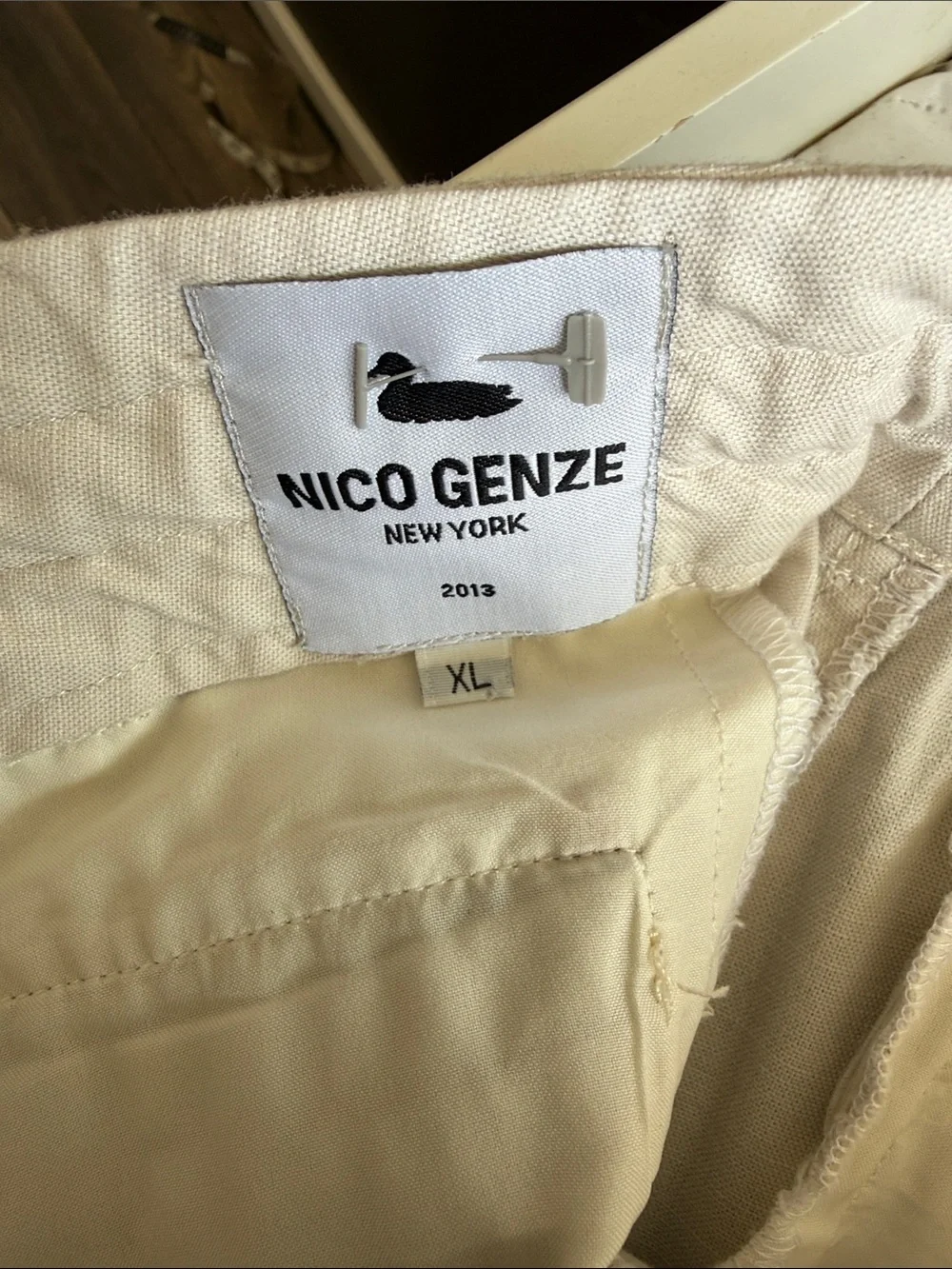 NICO GENZE New York 100% Linen Avant Garde Cargo Shorts XL ivory Artisanal”